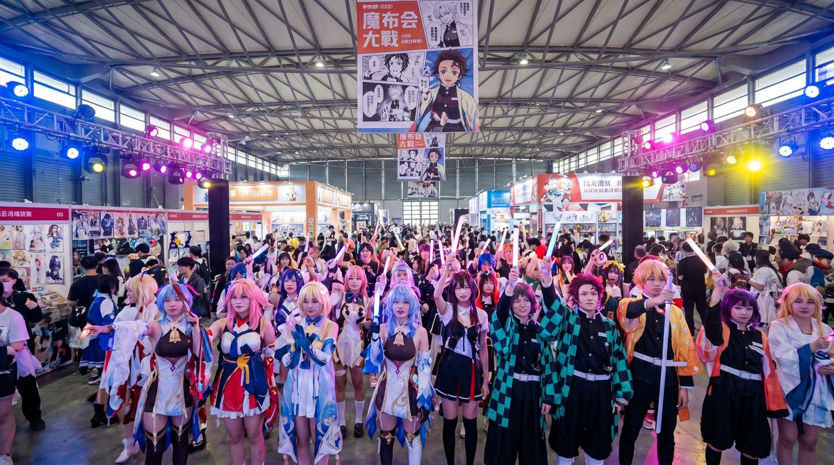 国产视频cosplay美图